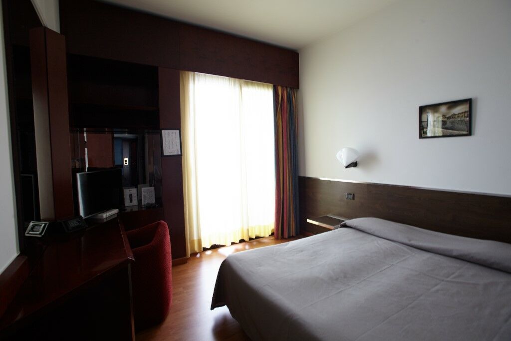 Hotel Concorde Arona Ngoại thất bức ảnh
